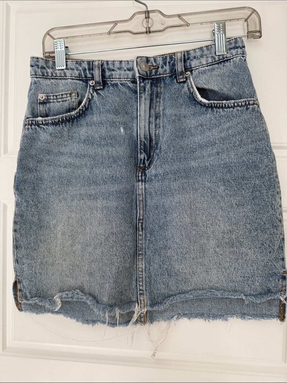 H&M Blue Denim Mini Skirt - Classic Washed Denim